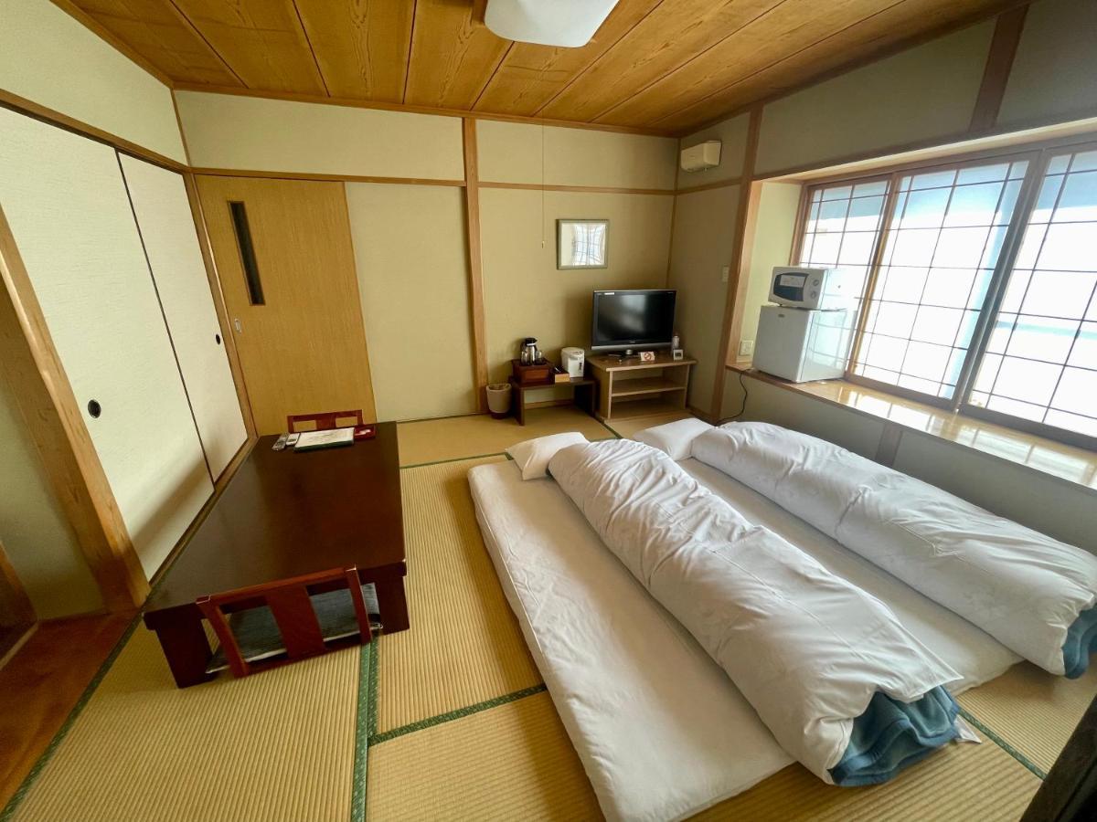 Ryokan Yamanami Yufu Eksteriør billede