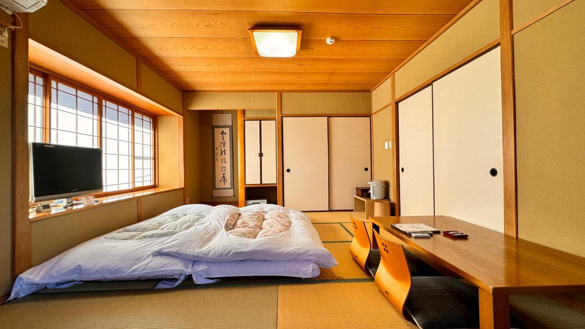 Ryokan Yamanami Yufu Eksteriør billede